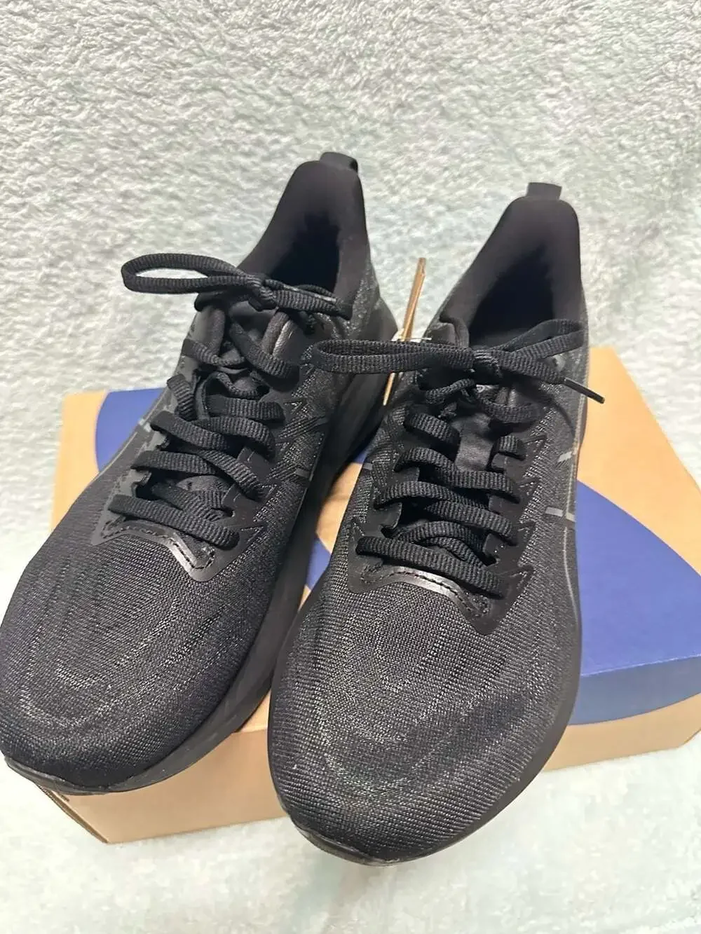 ASICS GT-2000 13 Women's Running Shoes Triple Black 1012B666-002 Size 8.5 - Picture 2 of 5